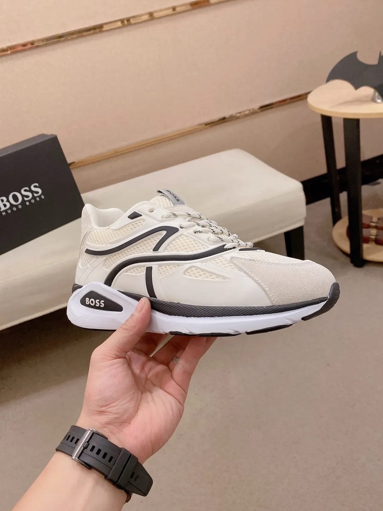 Hugo Boss Beige Black Mesh And Suede Upper Sculpted Wave-Patterned Midsole Sneakers 4