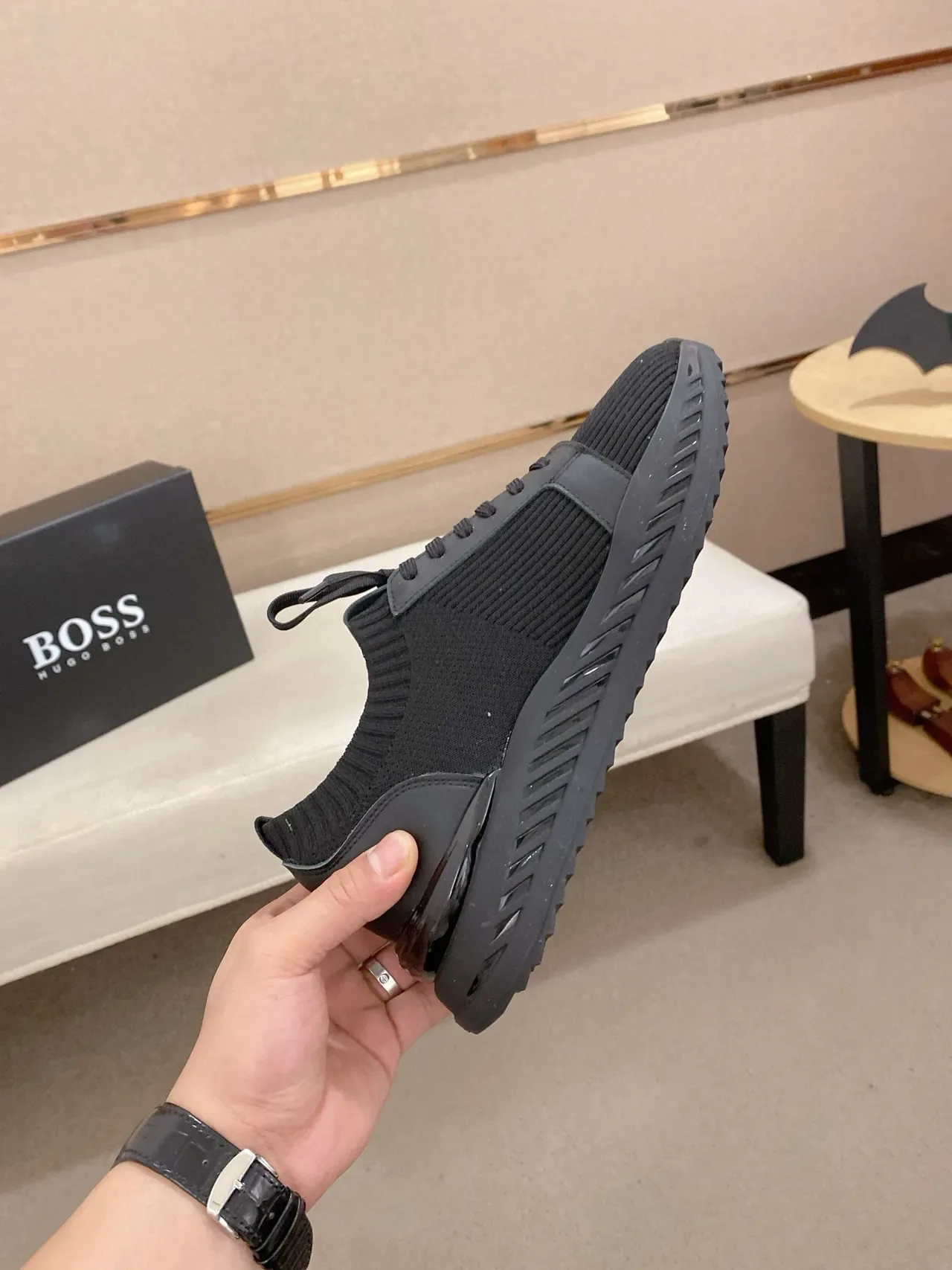 Hugo Boss Tênis Lifestyle Preto de Malha com Ajuste de Meia 4