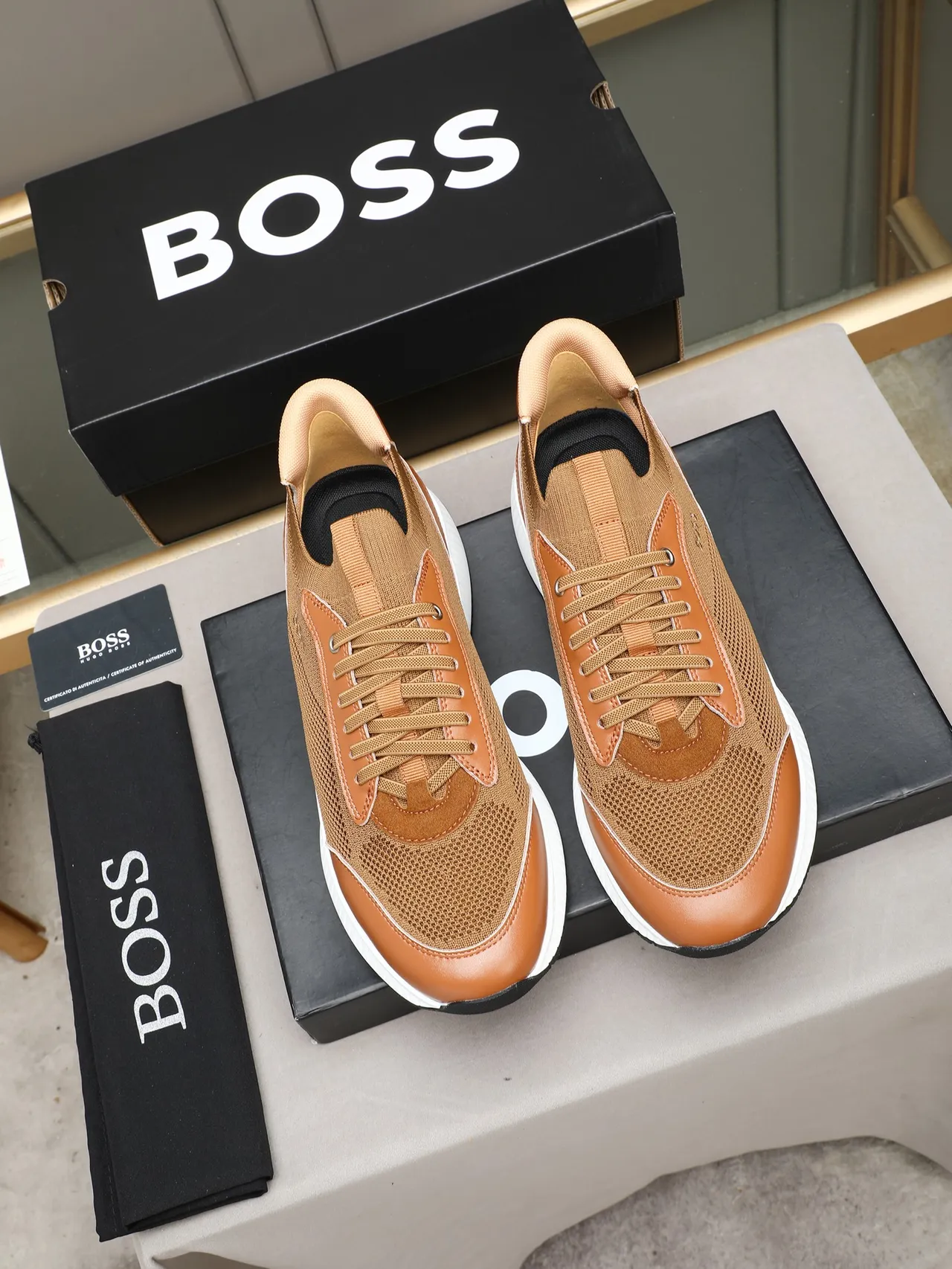 Hugo Boss Marron Beige Matériau Mixte Upper Tricot Maille Corps Lifestyle Sneakers 2
