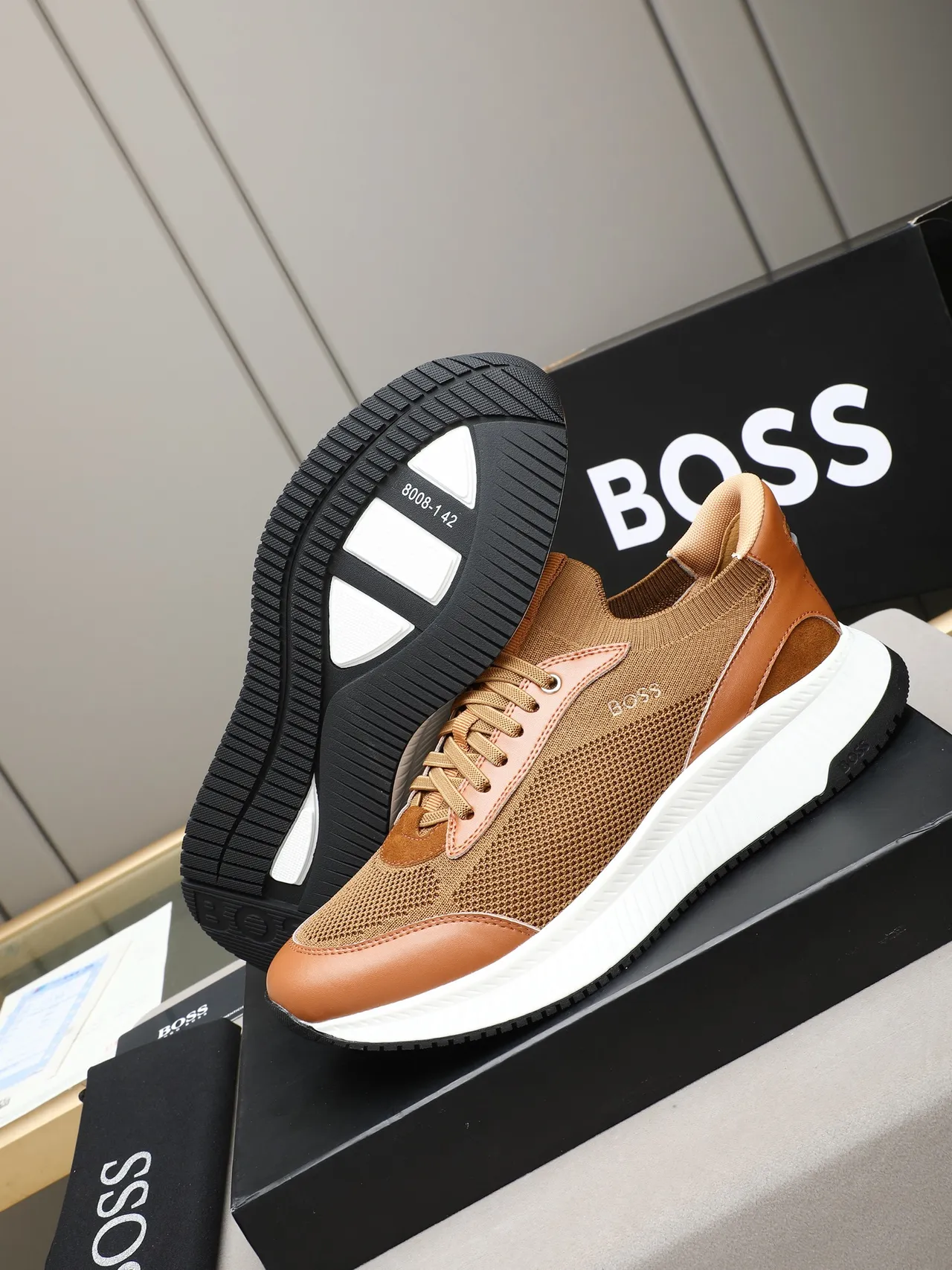 Hugo Boss Marron Beige Matériau Mixte Upper Tricot Maille Corps Lifestyle Sneakers 4