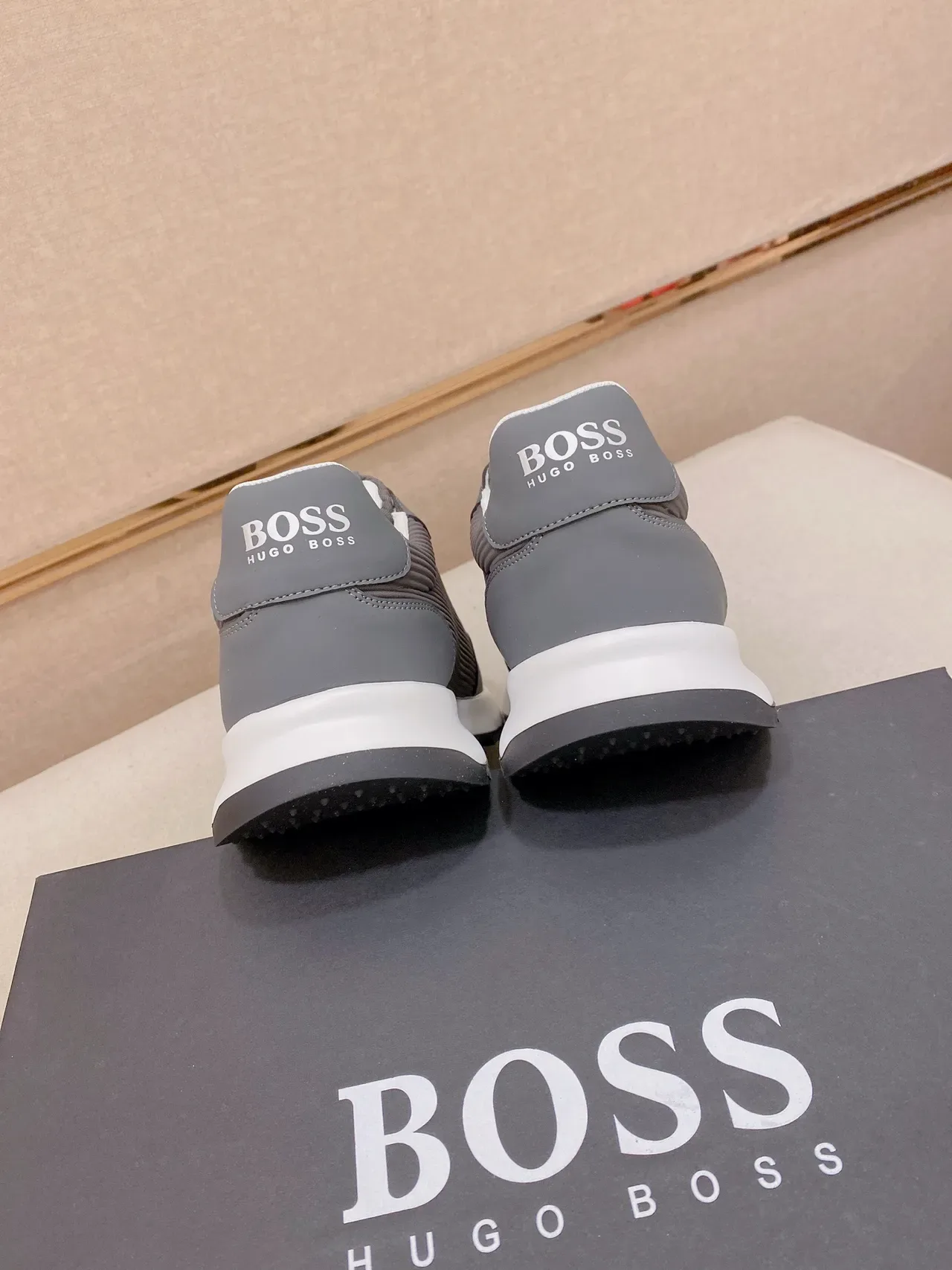 Hugo Boss Cinza Branco Parte Superior Têxtil Acanalada Coberturas Sintéticas Lisas Tênis 8