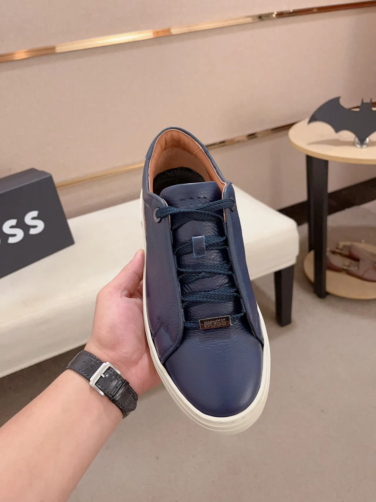 Hugo Boss Lifestyle Sneaker Bleu Marine Blanc Cuir Pebbled Semelle Plateforme Lifestyle Sneakers 2
