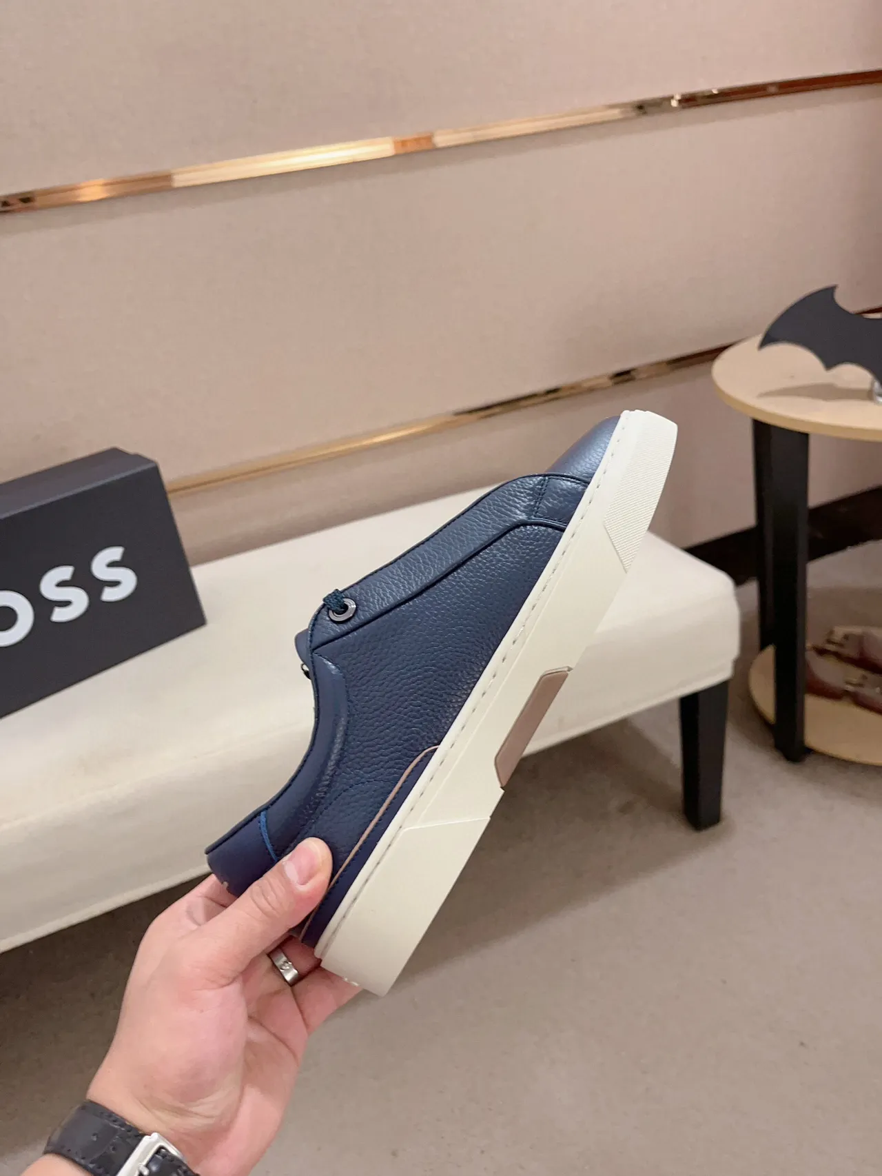Hugo Boss Lifestyle Sneaker Bleu Marine Blanc Cuir Pebbled Semelle Plateforme Lifestyle Sneakers 5