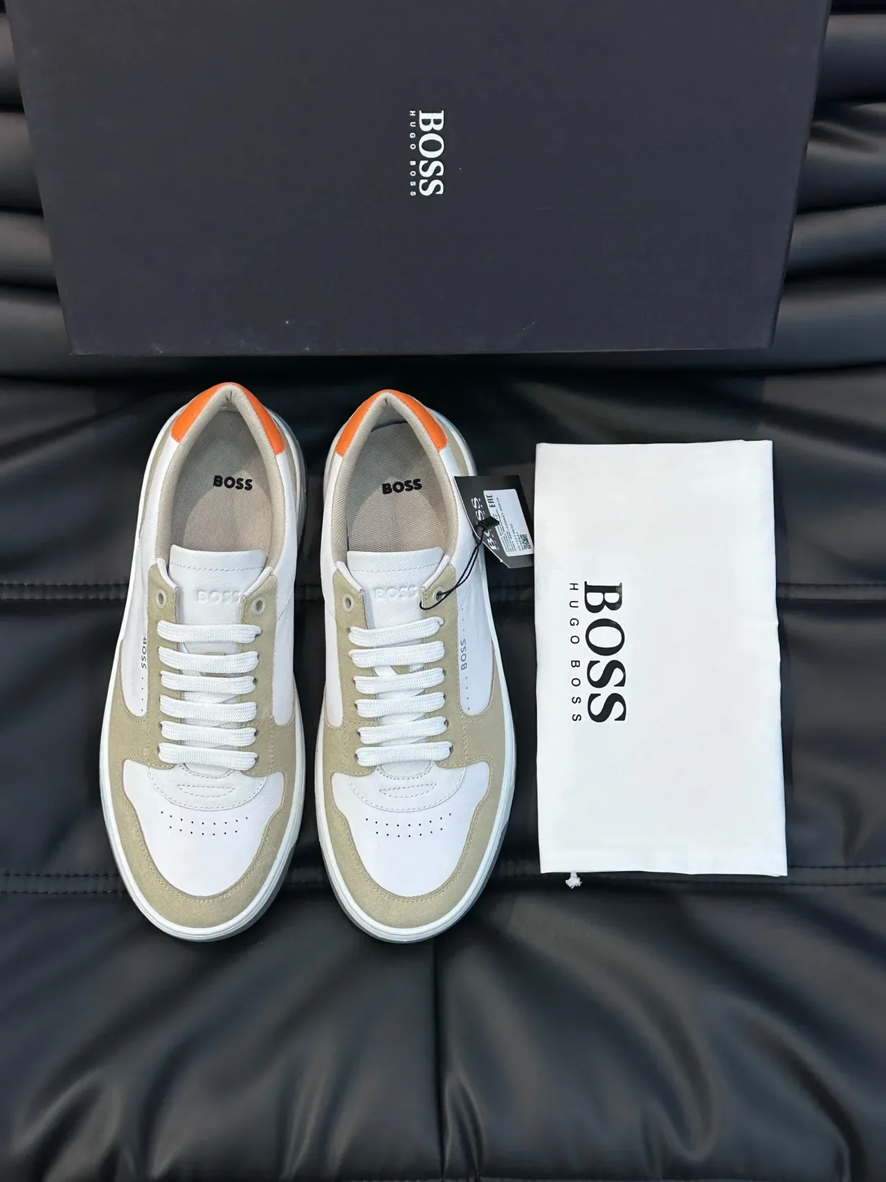 Chaussures Lifestyle Hugo Boss Blanc et Beige en Daim et Cuir Panelées Bout Bas 7
