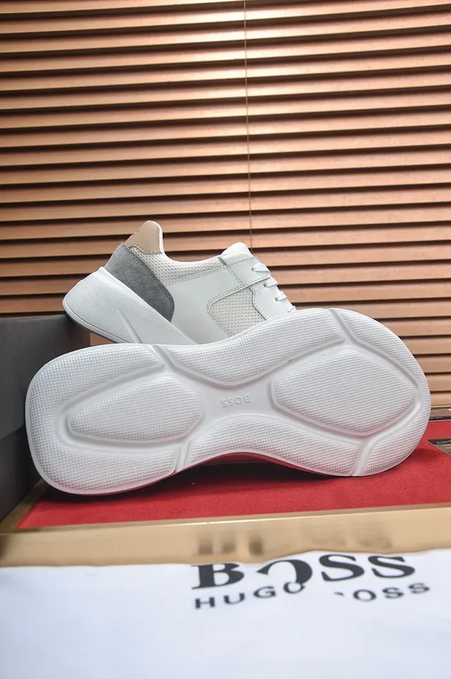 Hugo Boss Sneakers Lifestyle Blanc et Gris Matériau Mixte Panel Malla et Suède 4