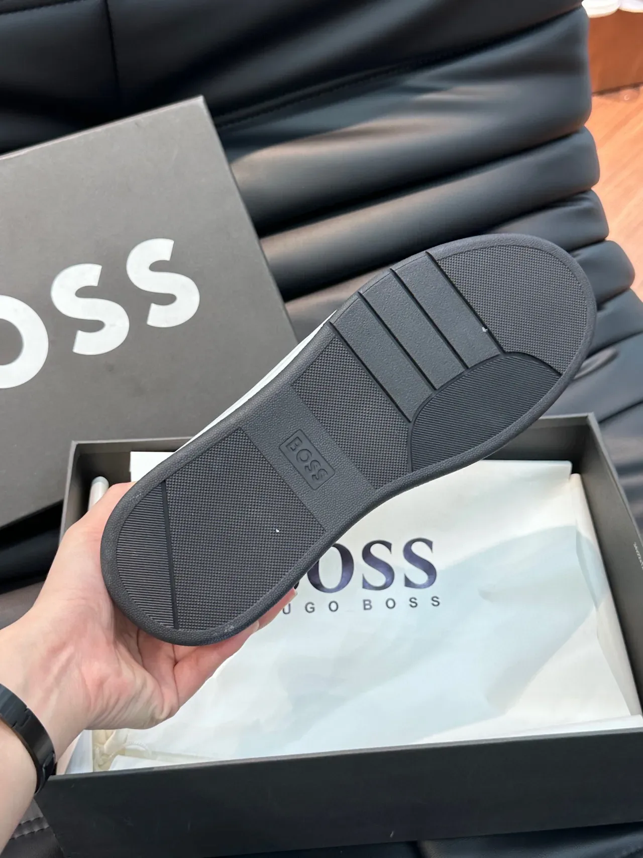 Hugo Boss White Leather Lifestyle Sneakers 2