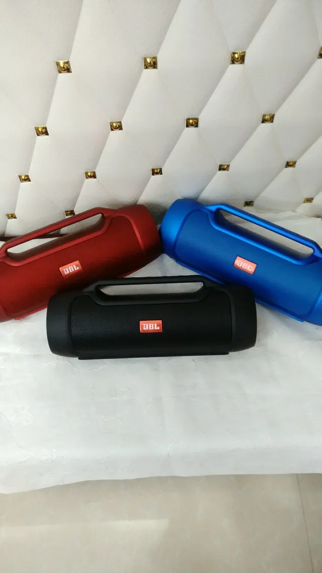 JBL Blue Red Cylindrical Body Integrated Top Handle Portable Speaker 4