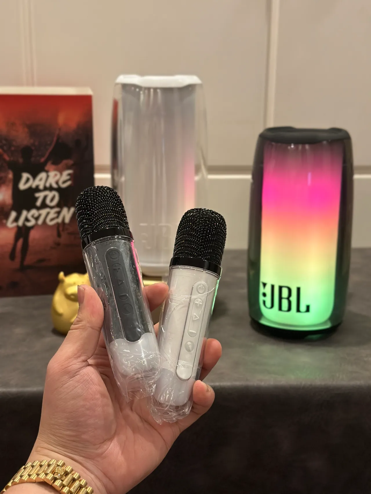 JBL Pulse haut-parleur portable violet corps acrylique cylindrique transparent 7