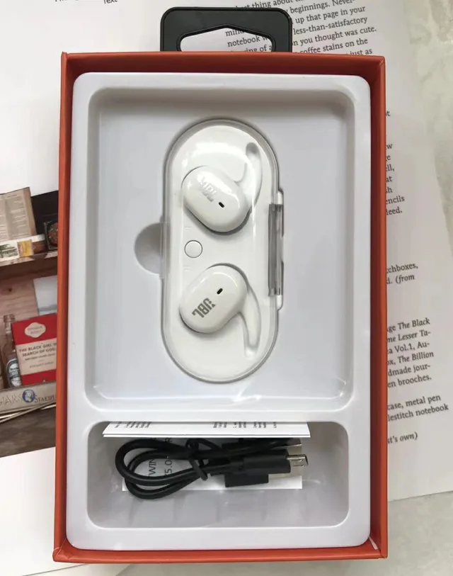 JBL Twins True Wireless Earbuds Black and White TWS Earbuds 8