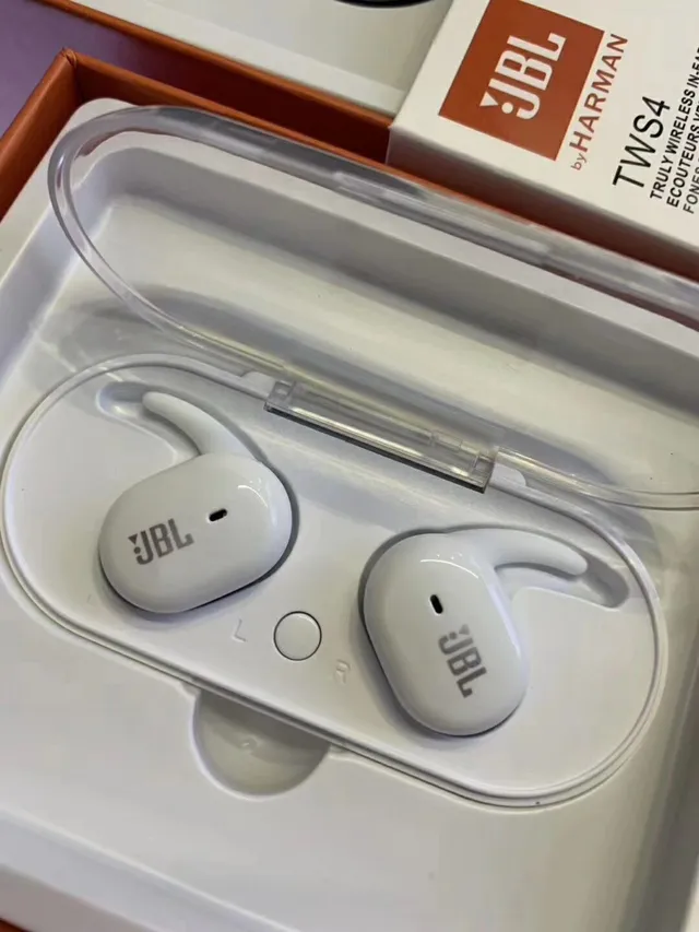 JBL Twins True Wireless Earbuds Black and White TWS Earbuds 21
