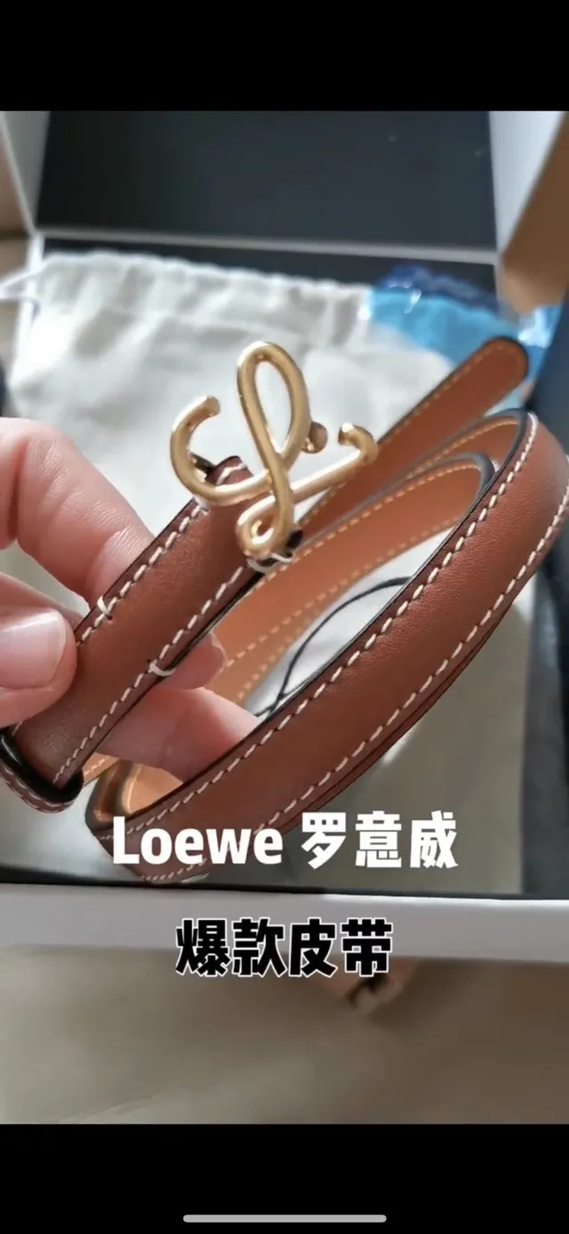 Loeve Anagram Belt حزام جلدي بني ذهبي ضيق مطرز بخيوط متباينة 2
