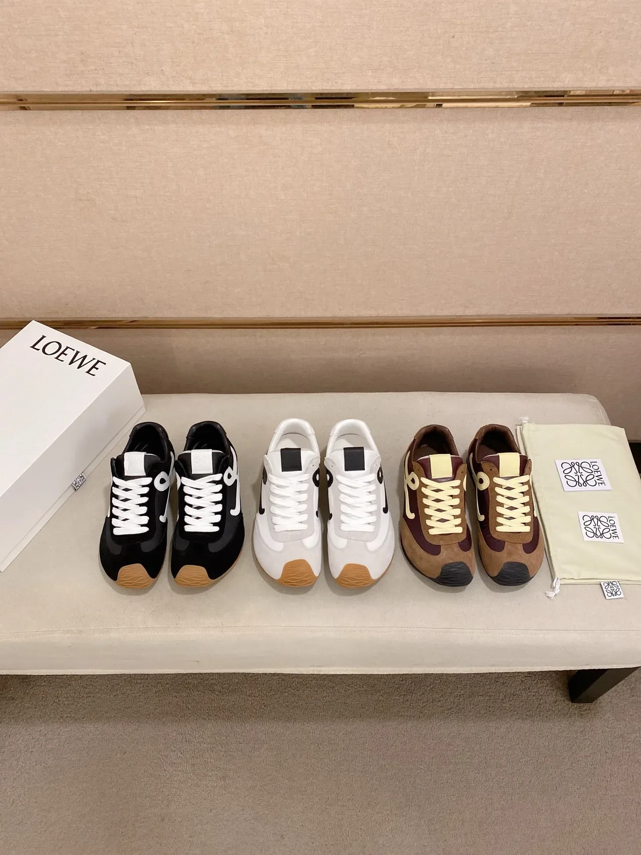 Loewe Flow Runner Noir Blanc Gomme Chaussures Lifestyle 2