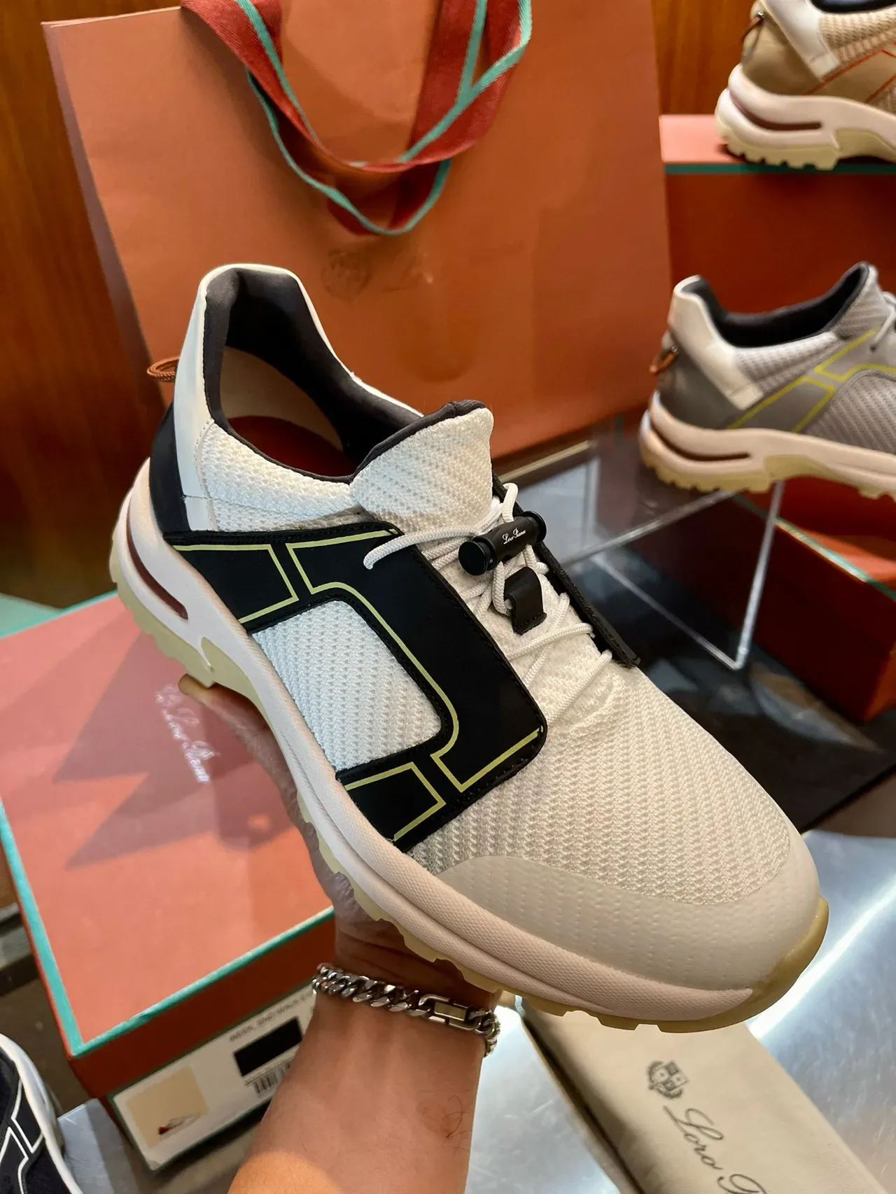 Loro Piana Noir Bleu Panneaux de superposition géométrique Haut en maille et synthétique Chaussures lifestyle 11