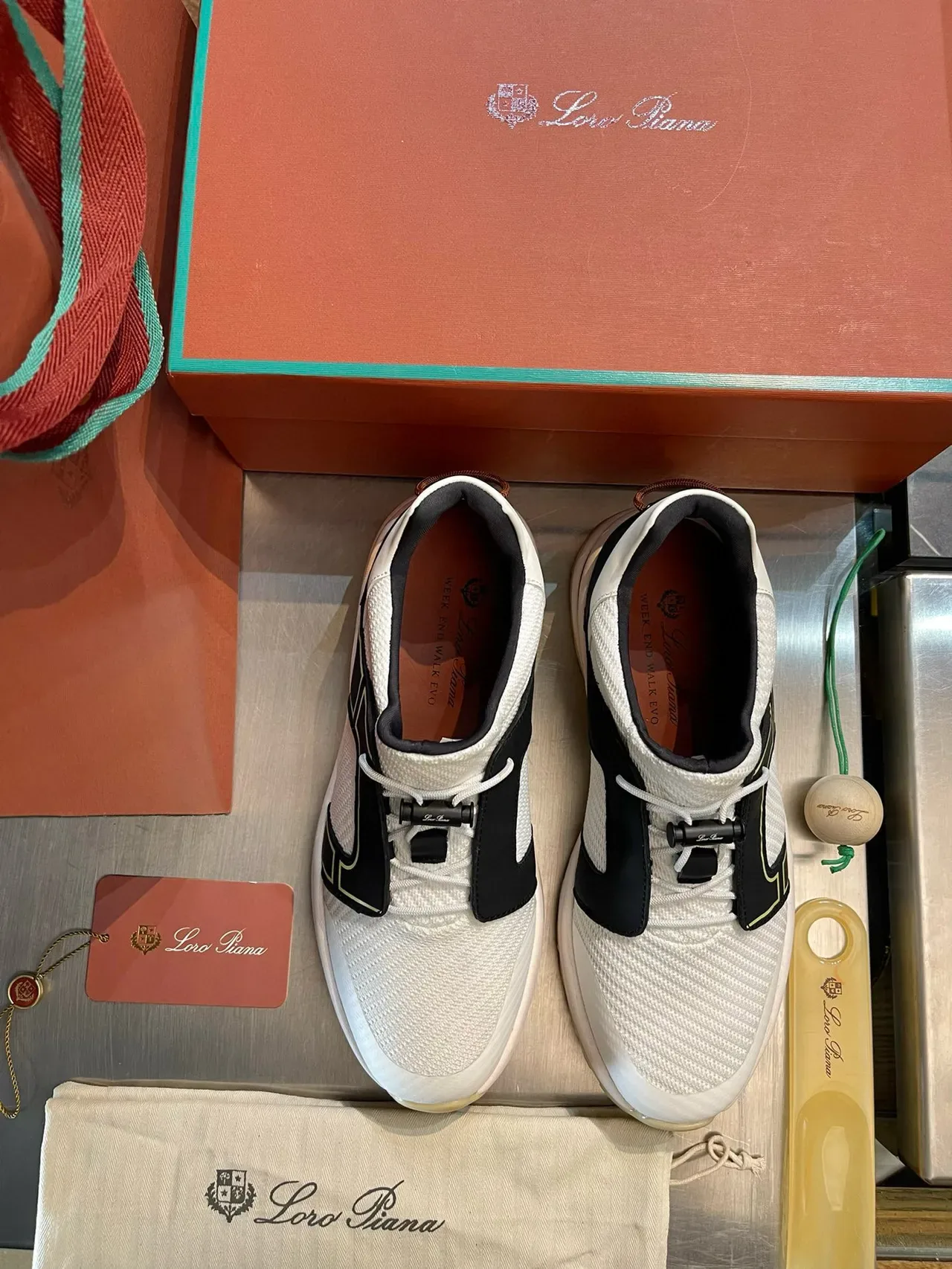 Loro Piana Noir Bleu Panneaux de superposition géométrique Haut en maille et synthétique Chaussures lifestyle 12
