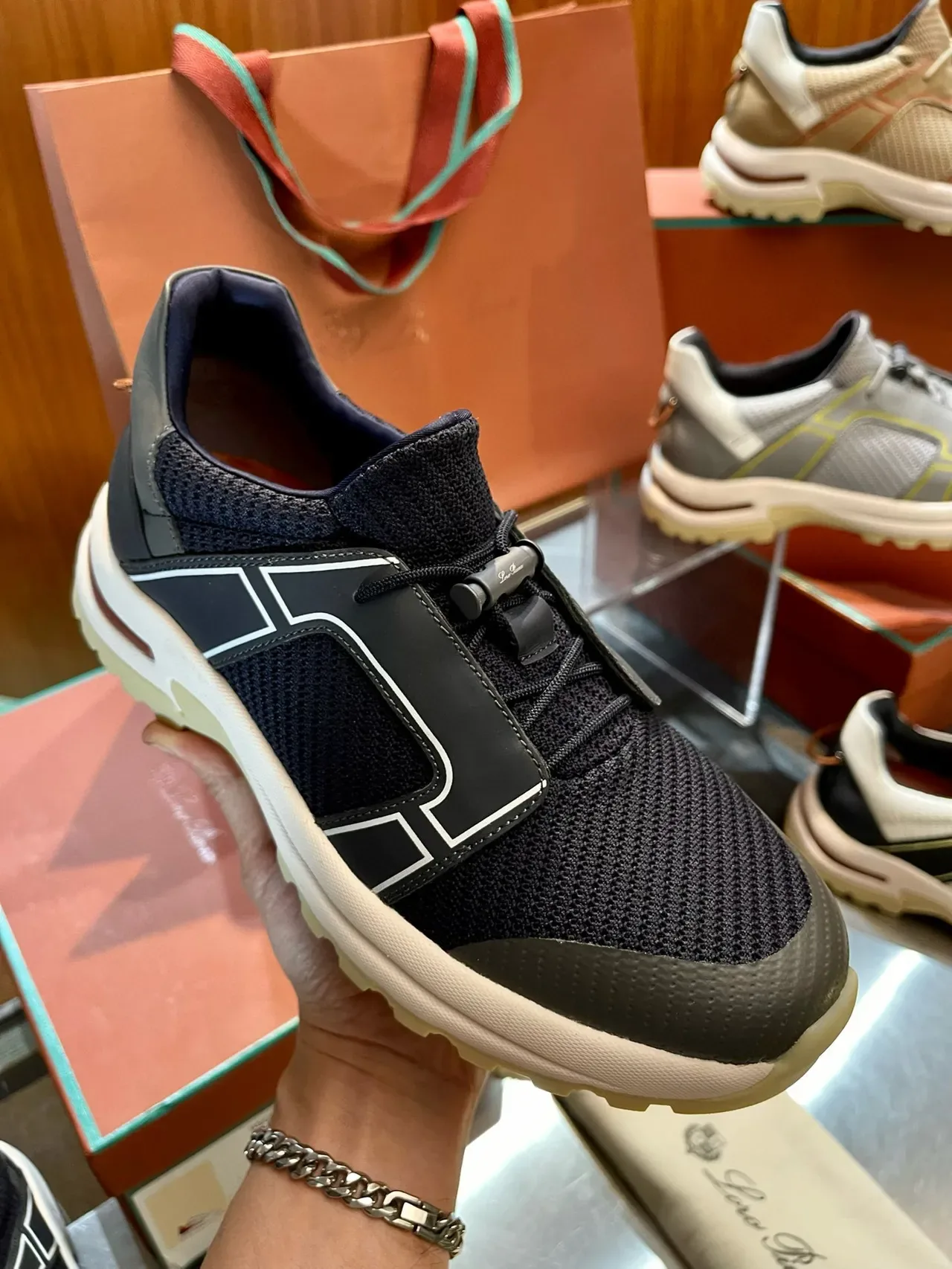 Loro Piana Noir Bleu Panneaux de superposition géométrique Haut en maille et synthétique Chaussures lifestyle 17