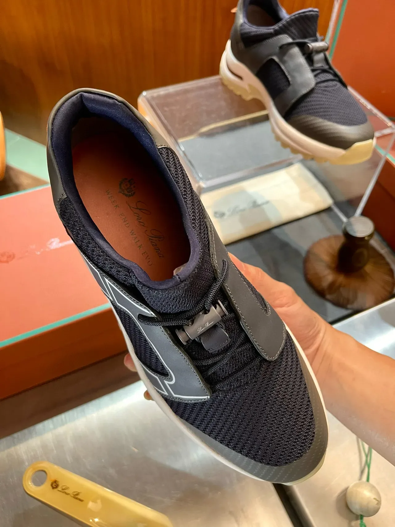 Loro Piana Noir Bleu Panneaux de superposition géométrique Haut en maille et synthétique Chaussures lifestyle 18