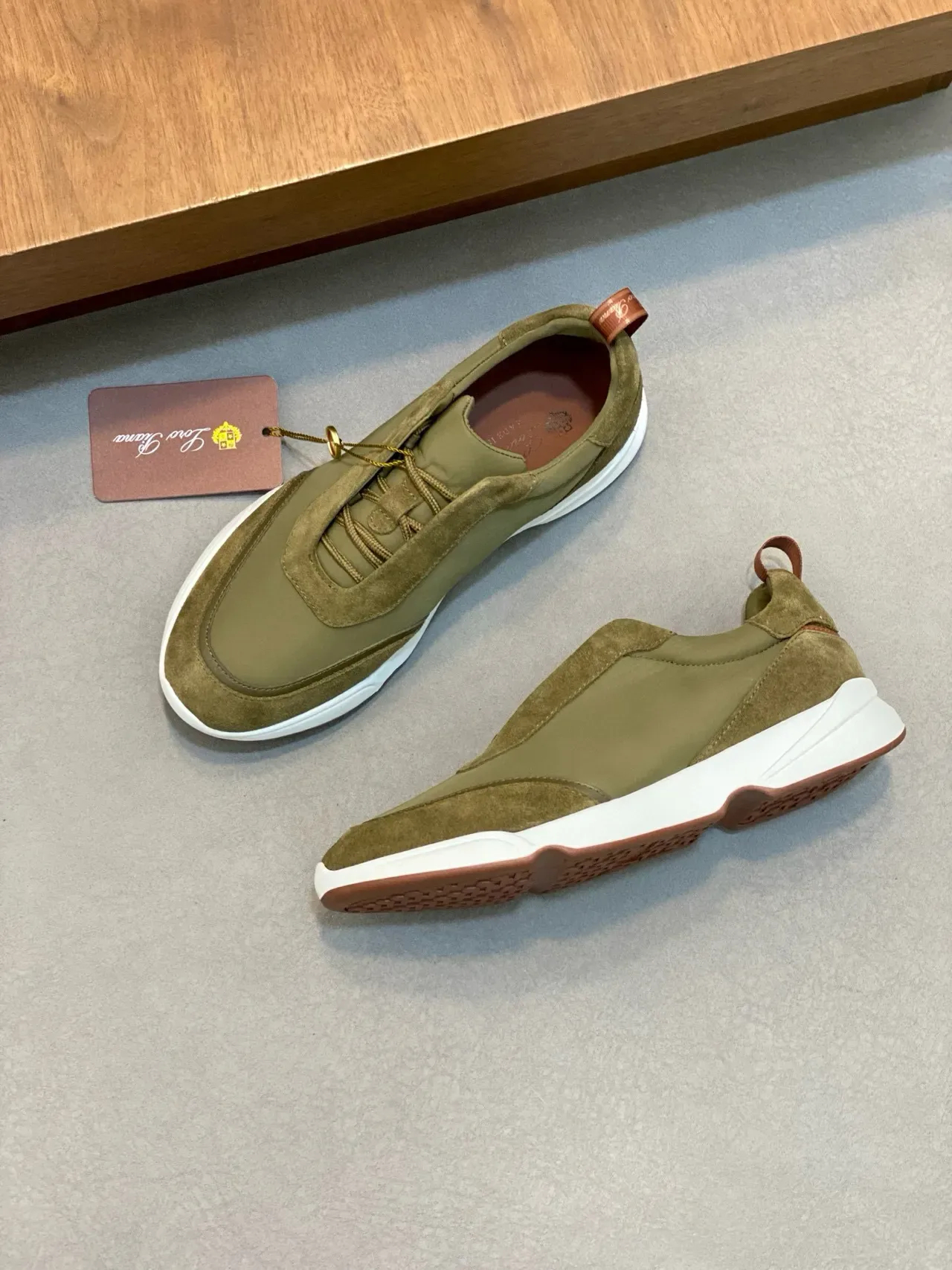 Loro Piana أخضر زيتوني سويد ونايلون بدون أربطة حذاء رياضي سهل الارتداء 5