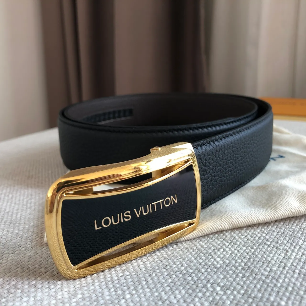 Louis Vuitton Automatic Buckle Belt Black Silver Pebbled Leather Belt 2