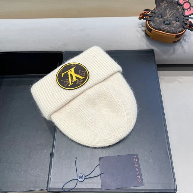 Louis Vuitton Beige Brown Knit Monogrammed Patch Beanie 9