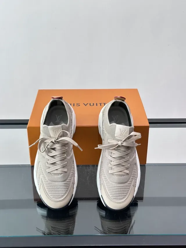Louis Vuitton Beige White Mesh-Knit Upper Sculpted Midsole Lifestyle Sneakers 4