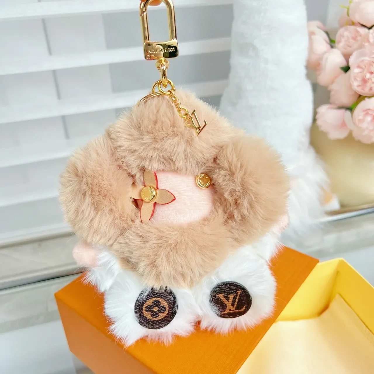 Louis Vuitton Beige White Plush Faux Fur Monogrammed Leather Accents Handbag 8