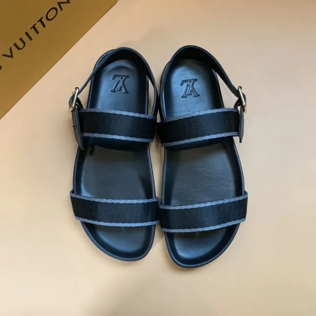 Louis Vuitton صندل كاجوال أسود و رمادي مع تقليم 2