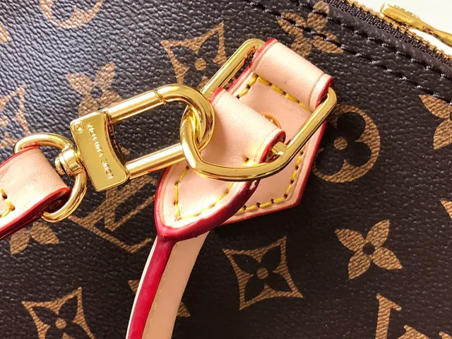 Louis Vuitton Sac Boston à Silhouette Dome-Top en Toile Monogramme Noir et Beige 8