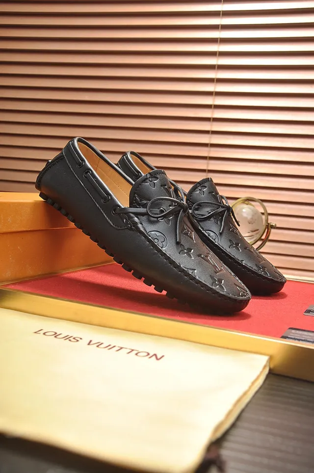 Louis Vuitton Black Beige Monogram-Embossed Leather Bow-Tie Vamp Loafer 7