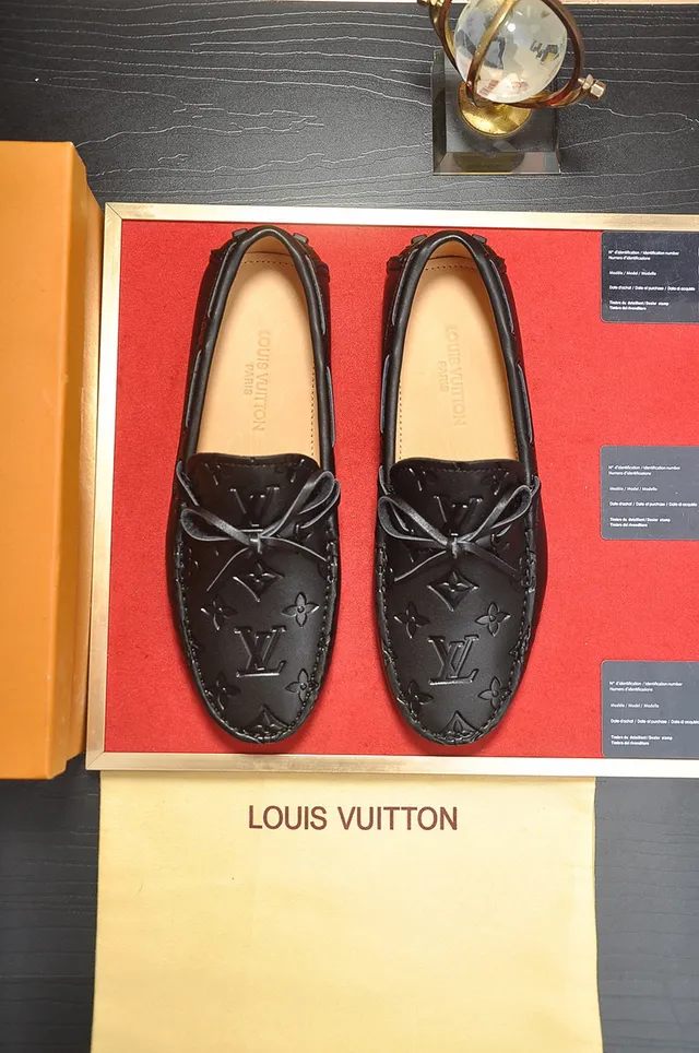 Louis Vuitton Black Beige Monogram-Embossed Leather Bow-Tie Vamp Loafer 9