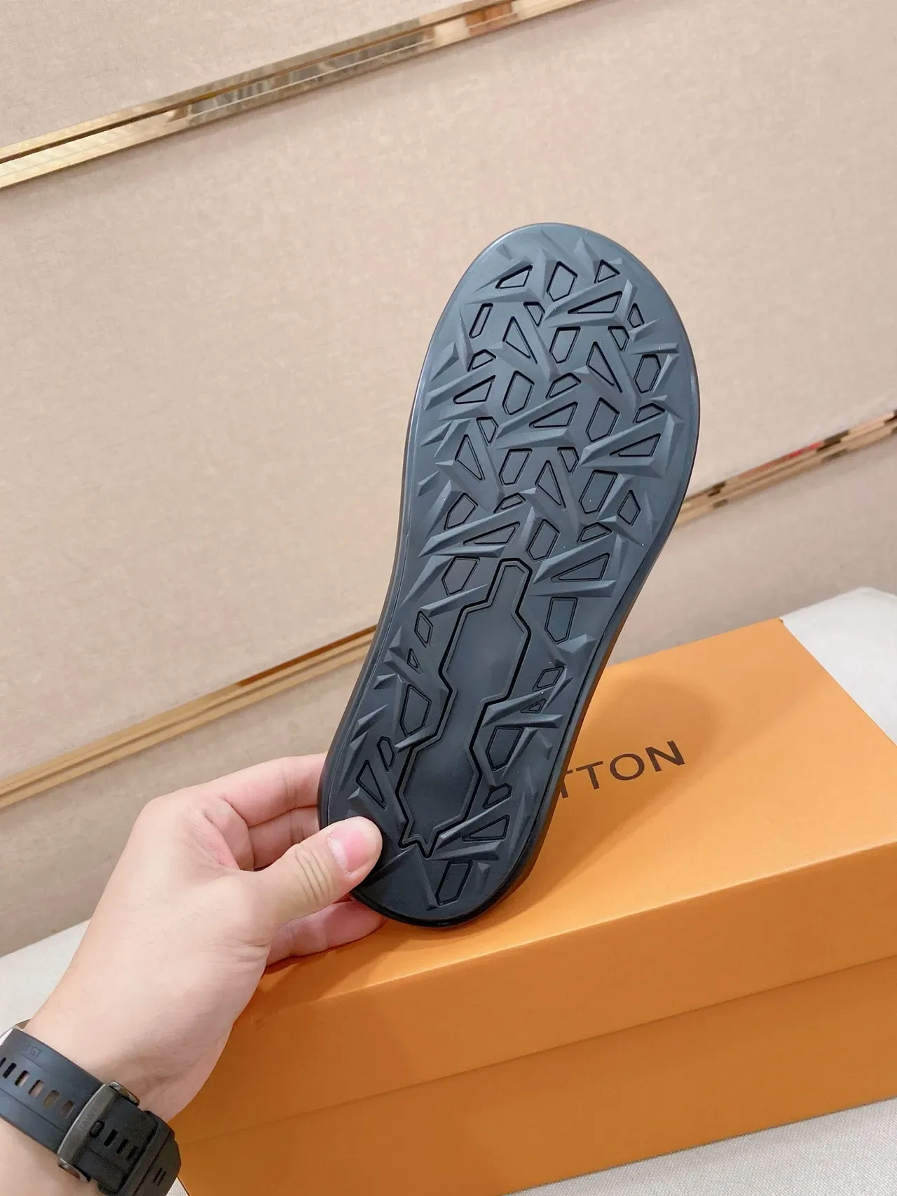 Louis Vuitton Black Brown Thong Strap Embossed LV Logo Slippers 2