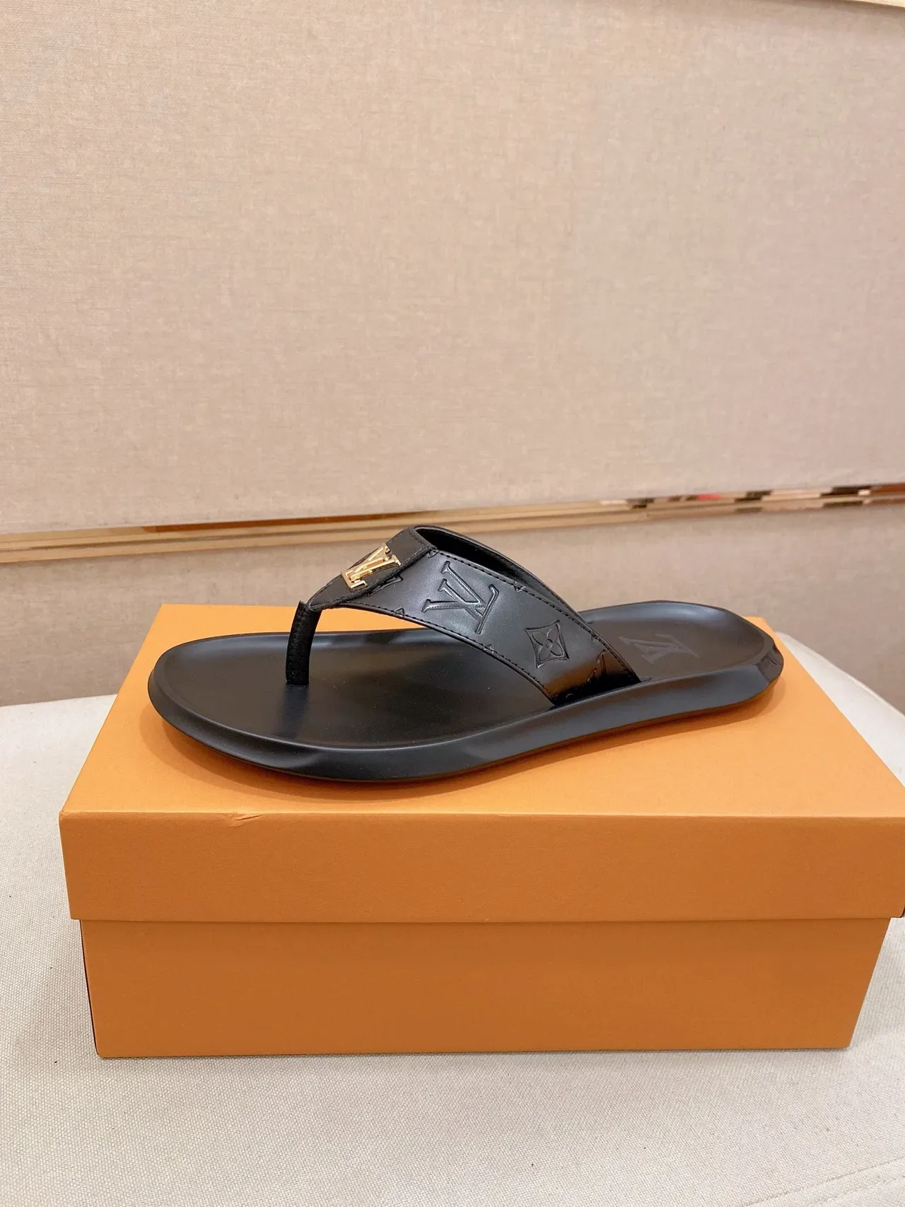 Louis Vuitton Black Brown Thong Strap Embossed LV Logo Slippers 13