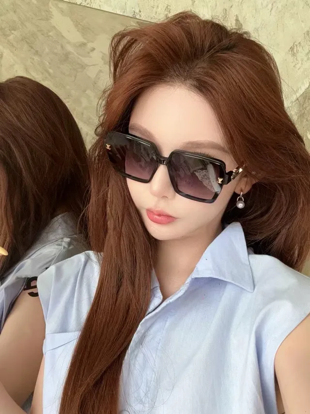 Louis Vuitton Black Gold Oversized Square Frame Gradient Lenses Sunglasses 2