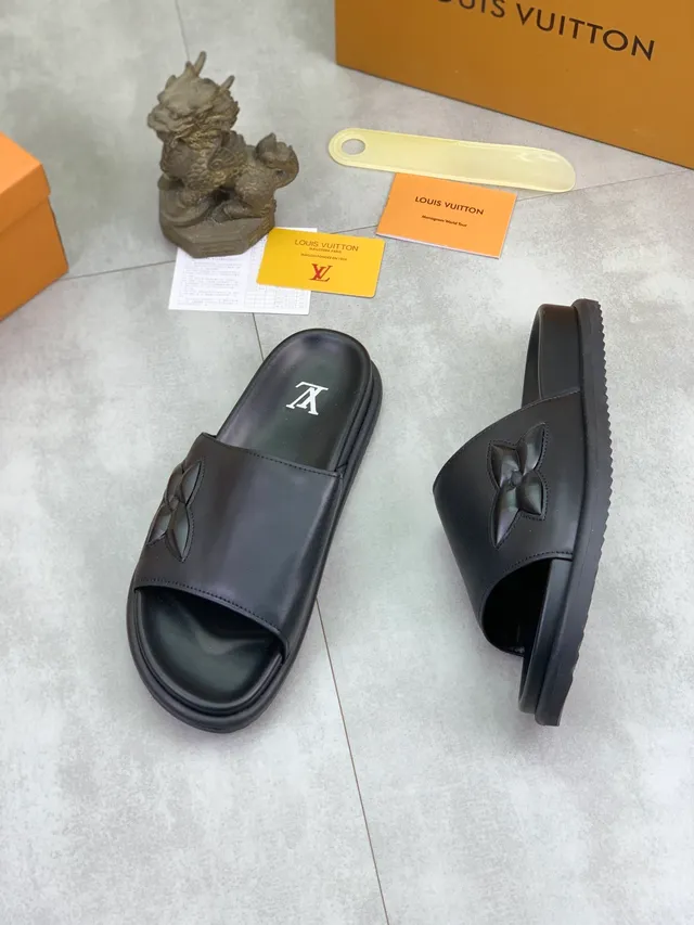 Louis Vuitton Black Leather Single Strap Slippers 4
