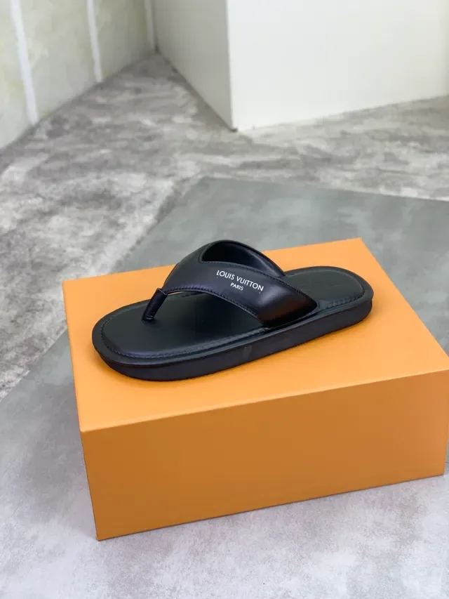 Louis Vuitton Black Leather Thong Slippers 4