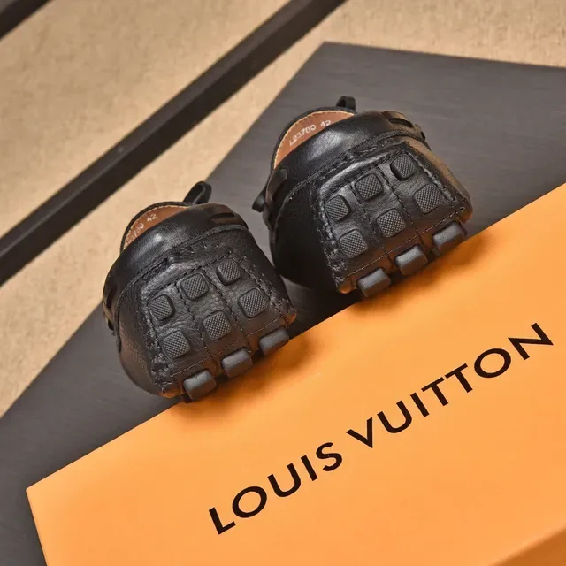 Louis Vuitton Black Pebbled Leather Bow-Tassel Loafers 4