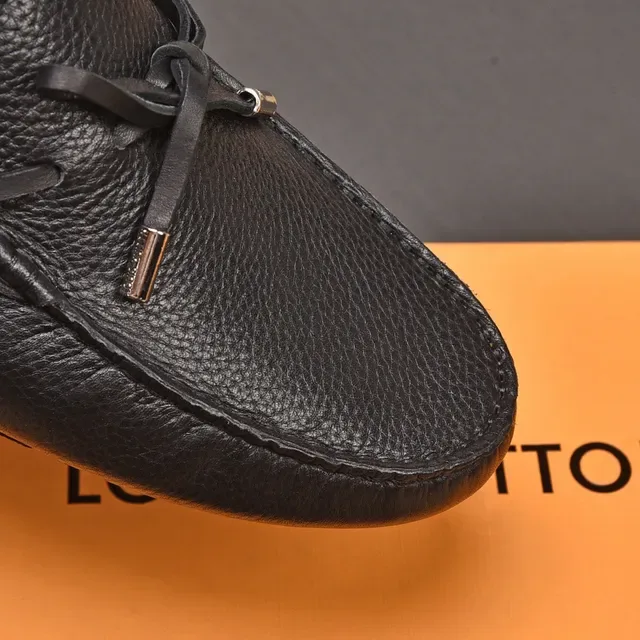Louis Vuitton Black Pebbled Leather Bow-Tassel Loafers 6