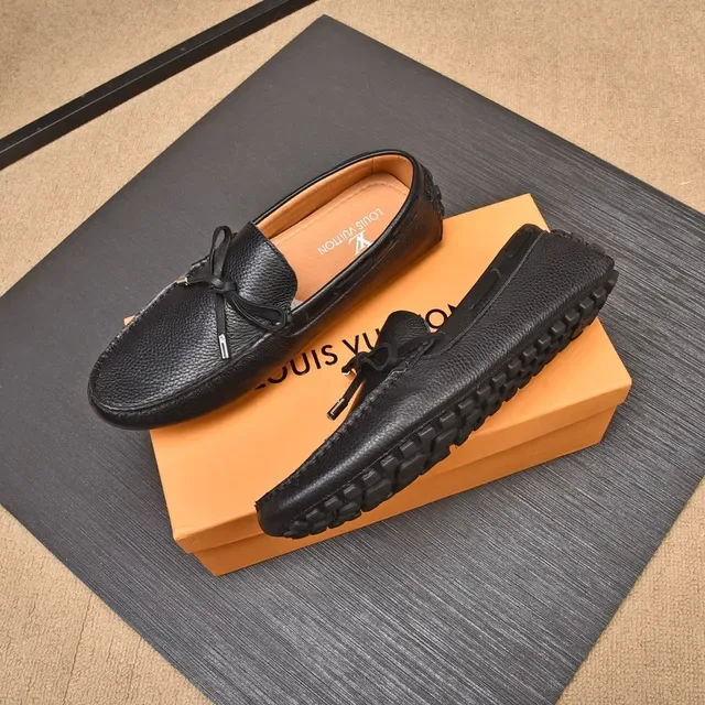 Louis Vuitton Black Pebbled Leather Bow-Tassel Loafers 7