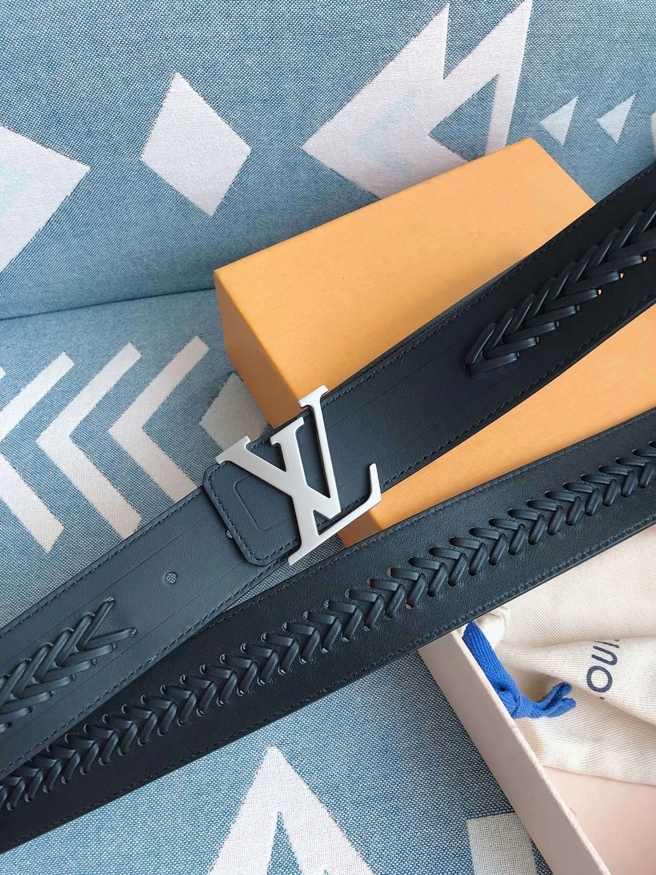 Louis Vuitton Black Silver Braided Strap Oversized LV Monogram Buckle Leather Belt 7