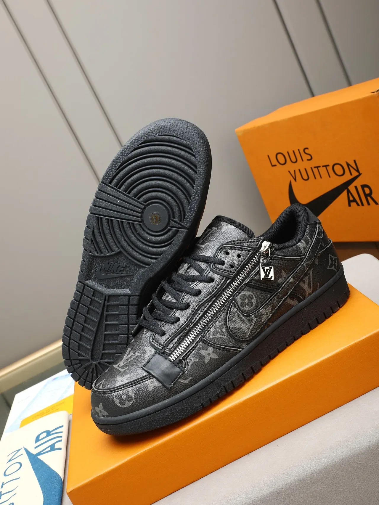 Louis Vuitton Black Silver Monogrammed Leather Zipper-Accented Lifestyle Sneakers 5