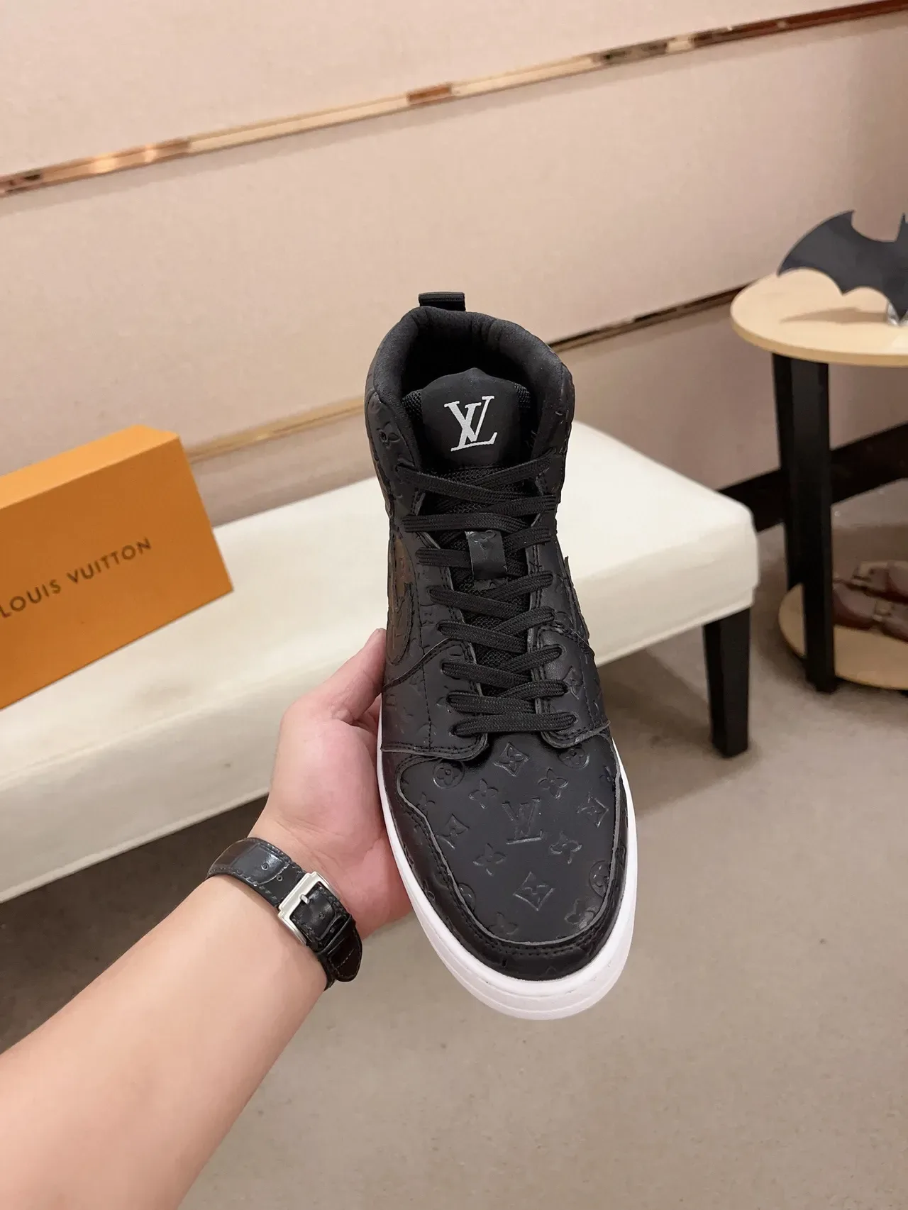 路易威登 黑白 印花 皮革 高帮 生活休闲鞋 2