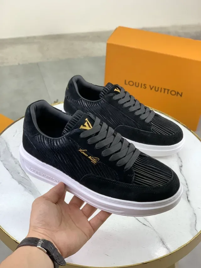 Louis Vuitton Black White Velvet-Textured Upper Ribbed Paneling Lifestyle Sneakers 4
