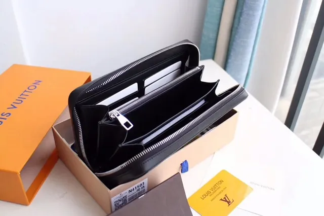 Louis Vuitton أسود منسوج جلد مطبوع Monogram Boston Bag 4
