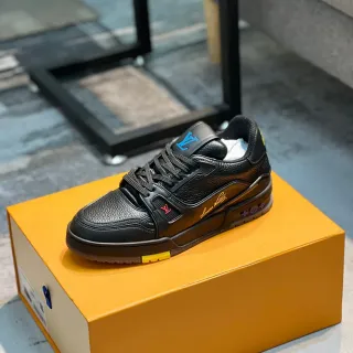 Louis Vuitton Black Yellow Pebbled Leather Upper Layered Rubber Sole Lifestyle Sneakers