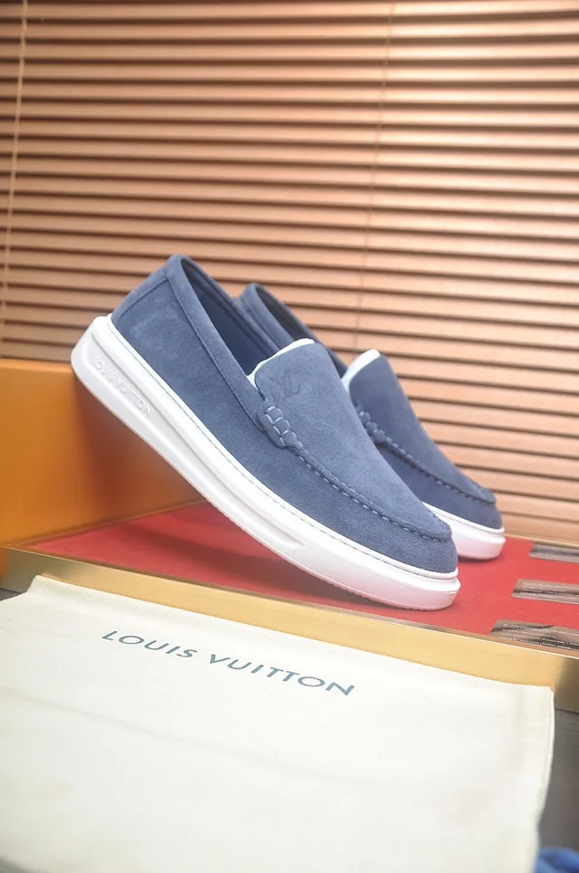 Louis Vuitton Daim Bleu Blanc dessus mocassin-cousu vamp loafer 2