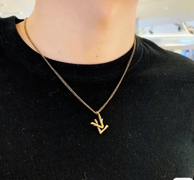 Louis Vuitton Branch-Textured Monogram Pendant Necklace 3