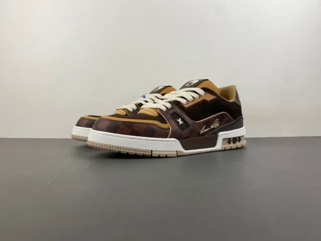 Louis Vuitton Brown Beige Low-Top Monogram Canvas Lifestyle Sneakers 10