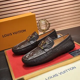 लुई विटन ब्राउन गोल्ड क्रोकोडाइल एम्बॉस्ड लेदर LV बकल लोफर