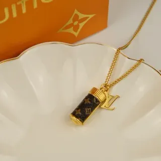 Louis Vuitton 棕金色圆柱形花纹吊坠链项链