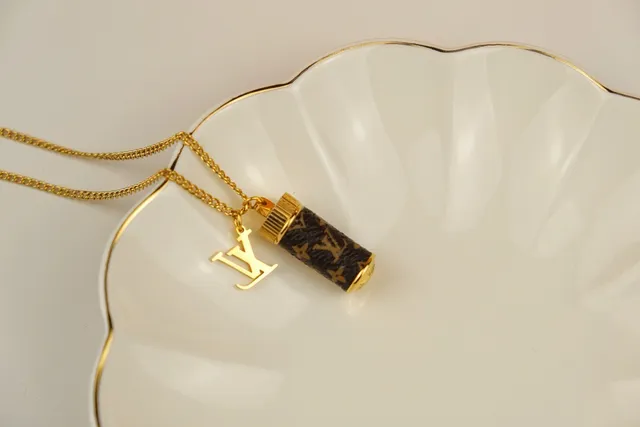 Louis Vuitton Brown Gold Cylindrical Monogram Pendant Chain Necklace 6