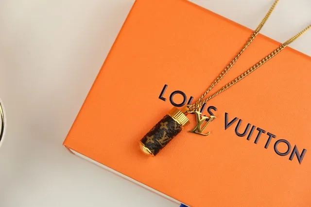 Louis Vuitton Brown Gold Cylindrical Monogram Pendant Chain Necklace 8